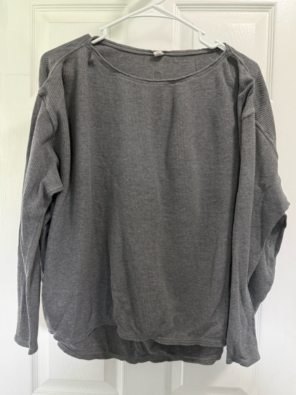 lululemon athletica - Back In Action - Gray Long Sleeve Waffle Knit Top
